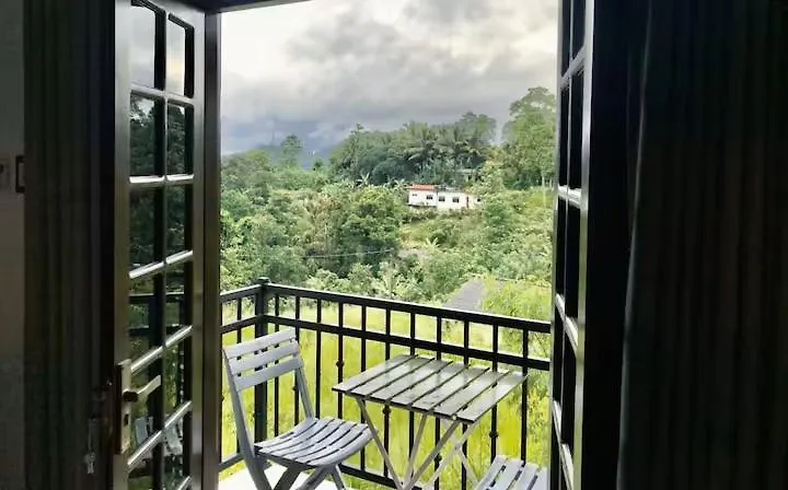 キャンディー Horizon View Mountain Bliss Bed & Breakfast